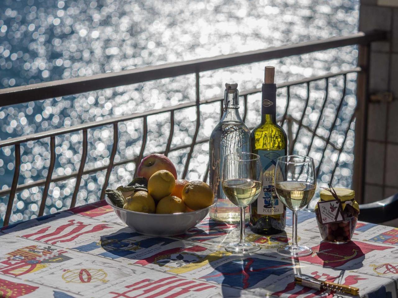 Unda De Ma Sea View Terrace Apartment Вернаца Екстериор снимка